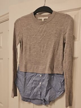 Veronica Beard Taupe Ribbed Pullover with Blue Shirt Hem